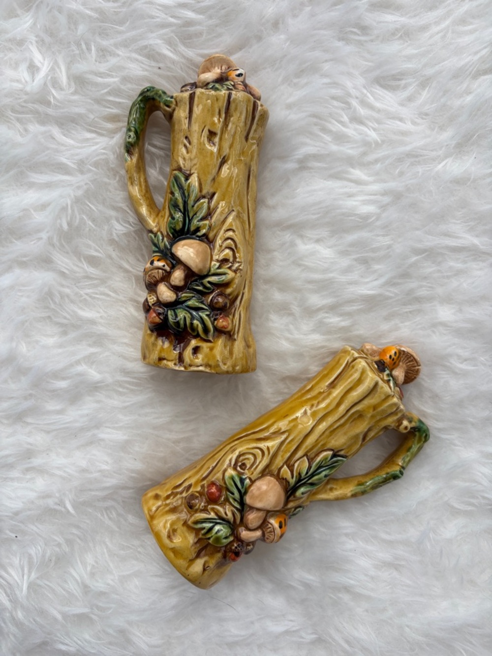Hand-Painted Ceramic Log salt and pepper shakers Mushroom & Leaf Detail